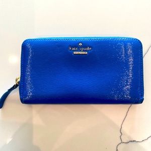 Kate spade zip wallet